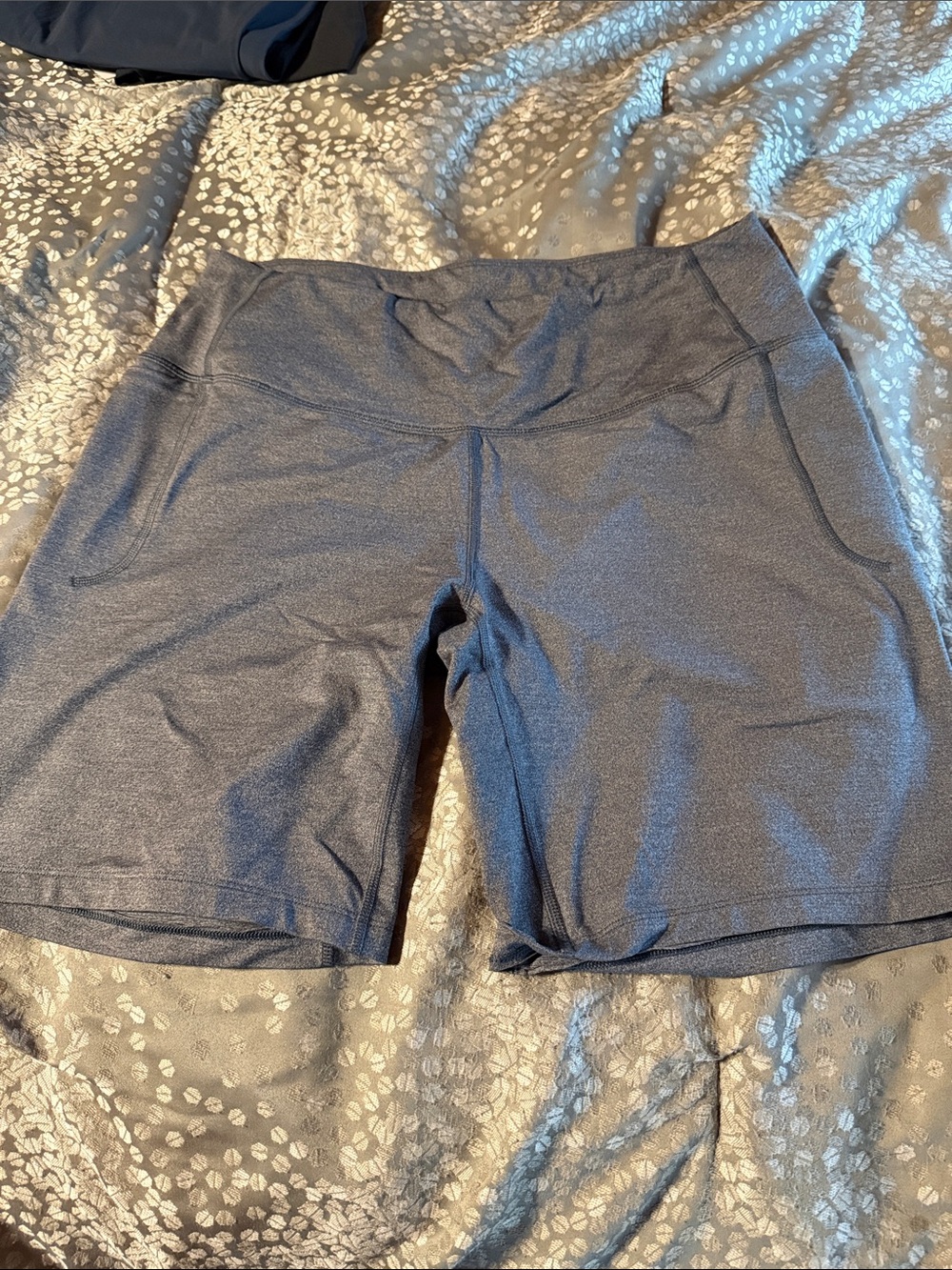 Under Armour Women's Gray High-Rise Bike Shorts